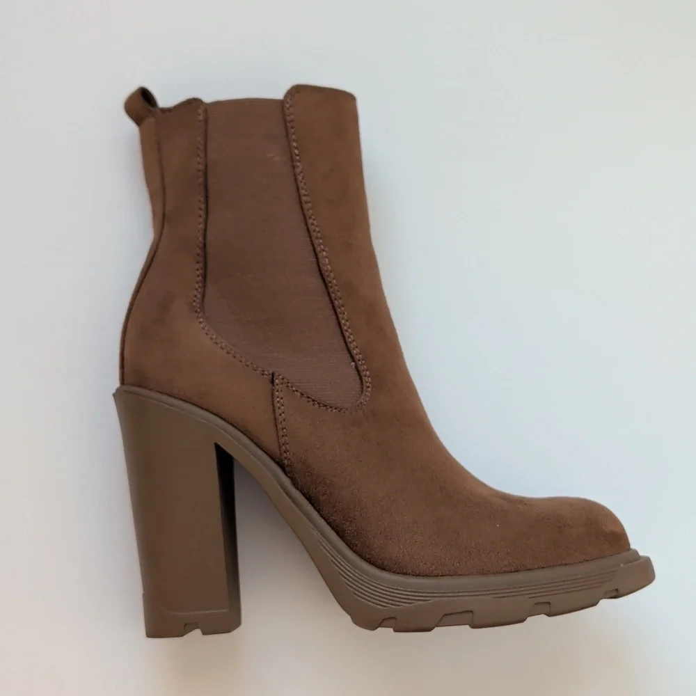 Nine West Ream Chunky Heel Suede Chelsea Ankle Boots 7M Brown - Picture 7 of 14